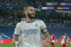 马竞苏亚雷斯点球制胜，1-0击败阿拉维斯巩固西甲领先